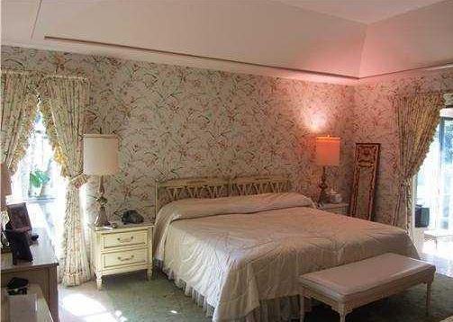 17105 Bay St - Photo 3 of 6