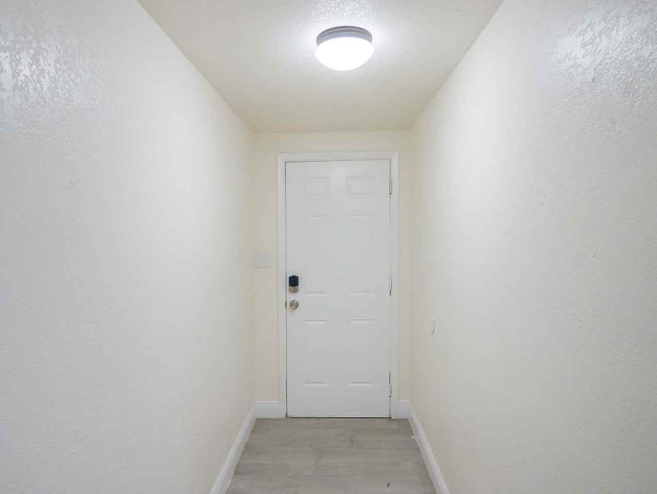 N 21st St - Photo 3 of 31