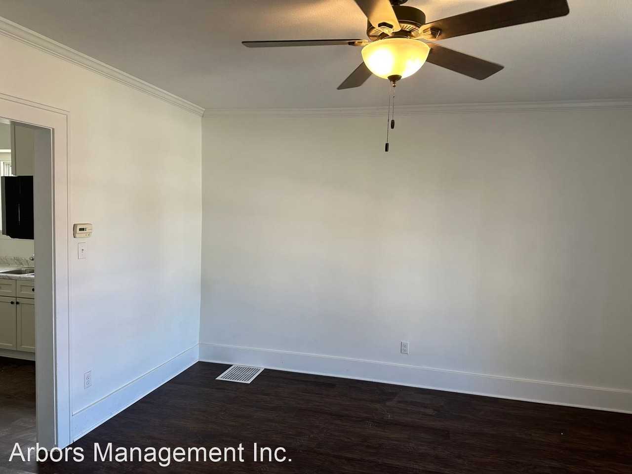 524 Stewart Ave - Photo 2 of 16