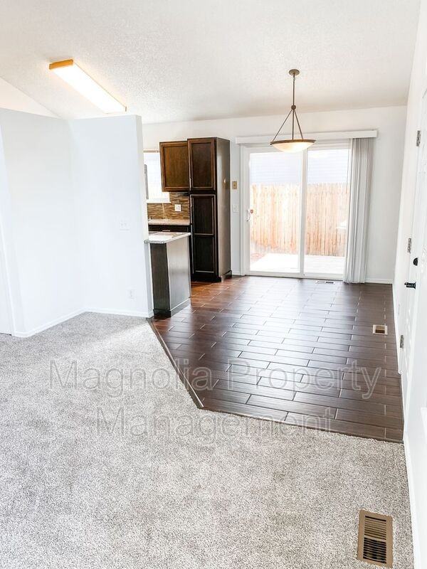 4260 Ramblewood Dr - Photo 5 of 20