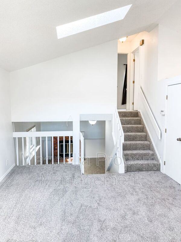 4260 Ramblewood Dr - Photo 6 of 20