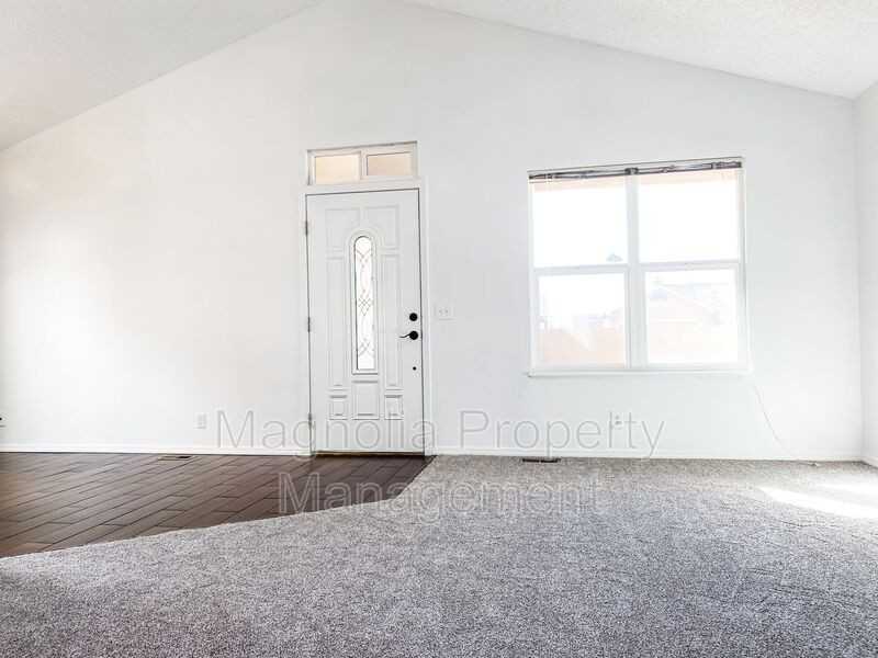 4260 Ramblewood Dr - Photo 7 of 20