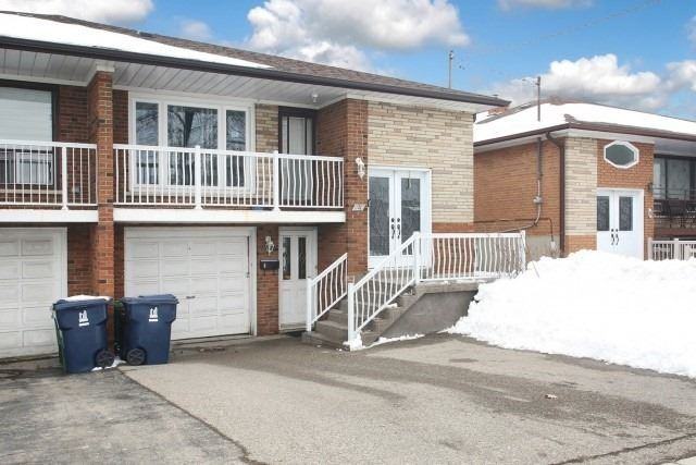 4 Hisey Crescent #1011 - Photo 2 of 6