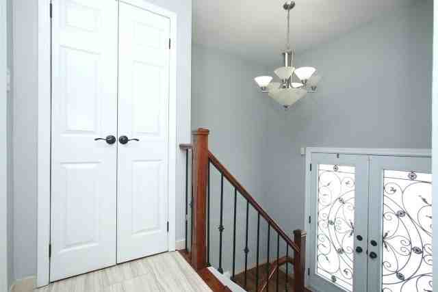 4 Hisey Crescent #1011 - Photo 3 of 6