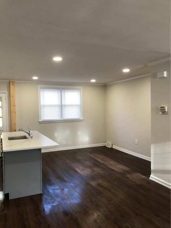 1807 S Newkirk St - Photo 3 of 10