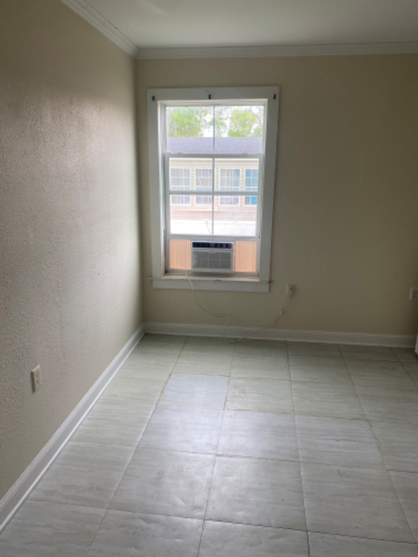 5635 Leon St - Photo 6 of 7