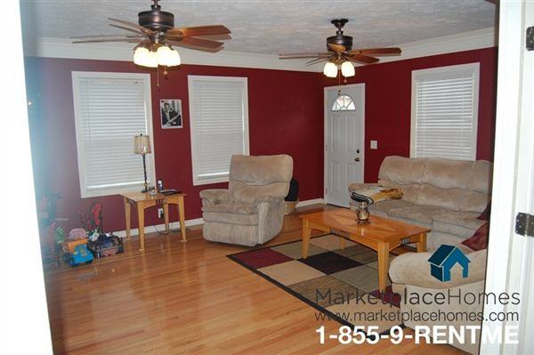 3325 Calais Ct - Photo 3 of 13