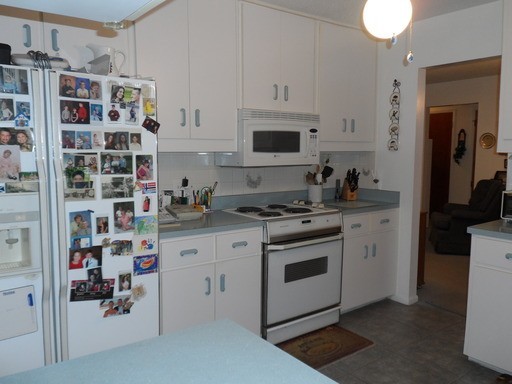 502 Virginia St - Photo 3 of 14