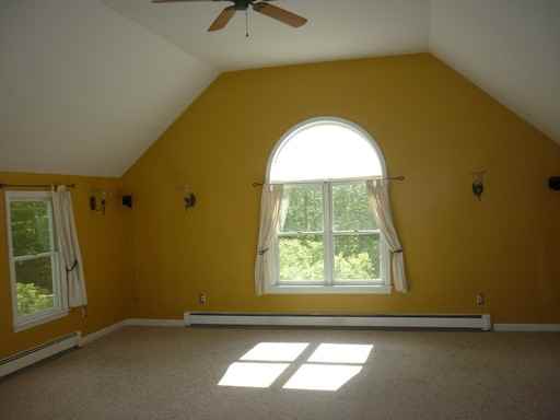 4 Douglas Hill Way - Photo 2 of 10