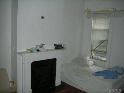 pacific street - Photo 2 of 3