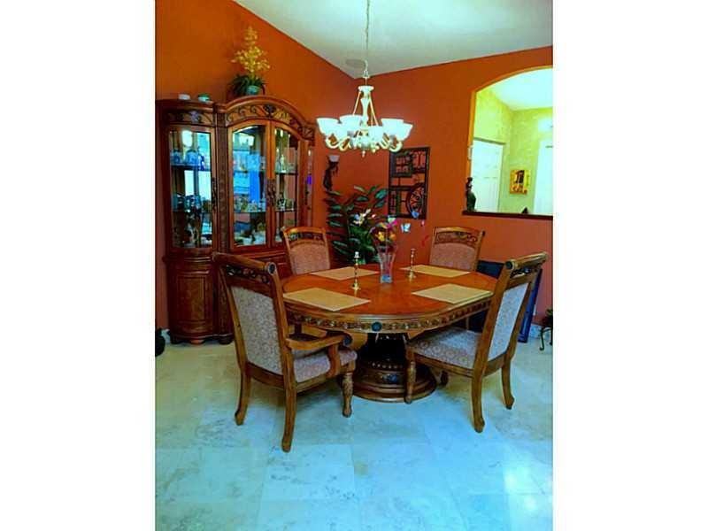 9285 NW 44th Ct - Photo 2 of 5