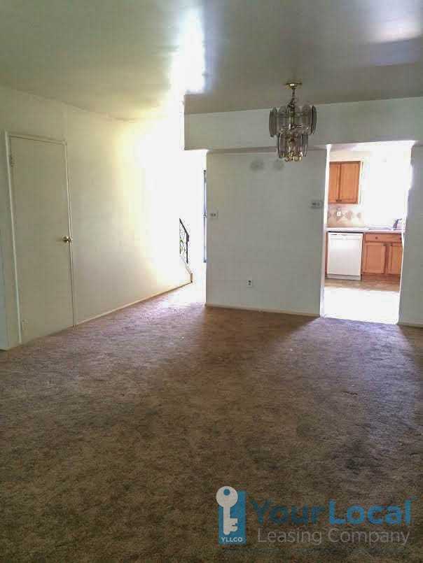 1542 Roosevelt Dr - Photo 3 of 14