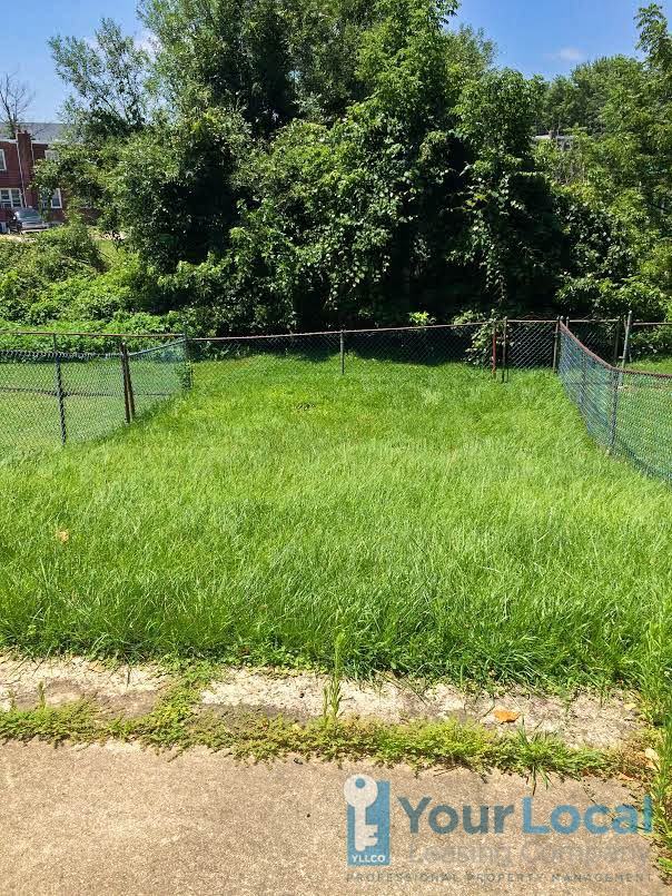 1542 Roosevelt Dr - Photo 2 of 14