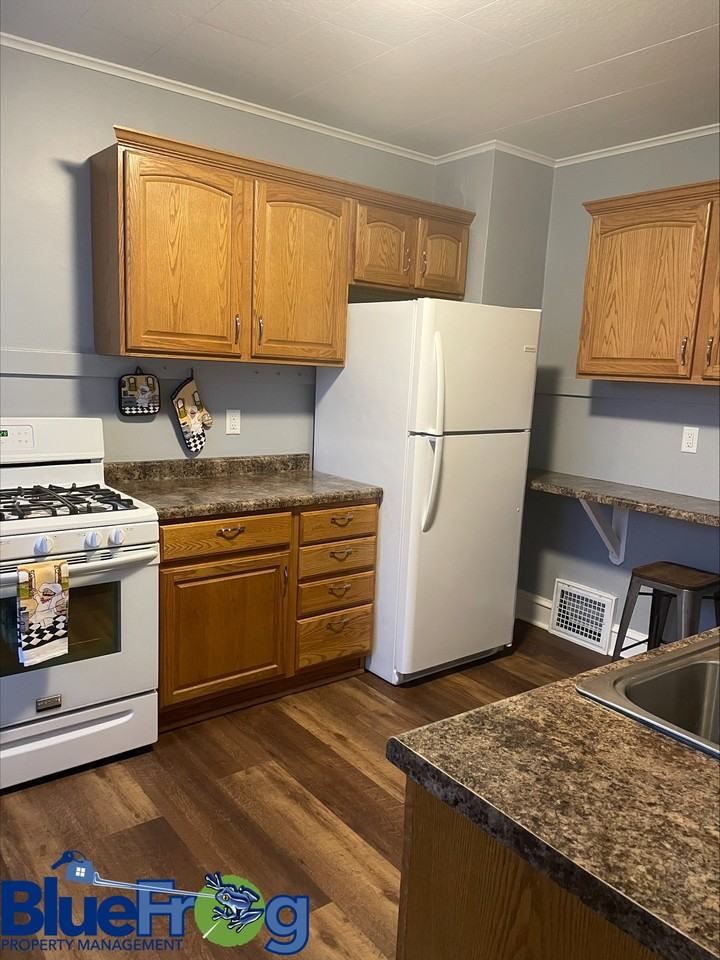 805/807 Bluff Avenue - 805 Upper #805UPPER - Photo 3 of 10