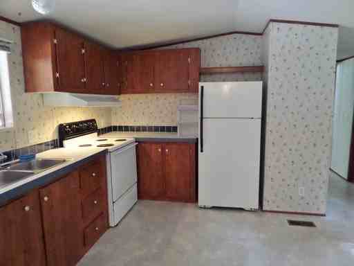 514 SW Herlong St - Photo 3 of 16