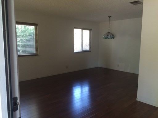 3332 Chesapeake Bay Ave - Photo 3 of 14