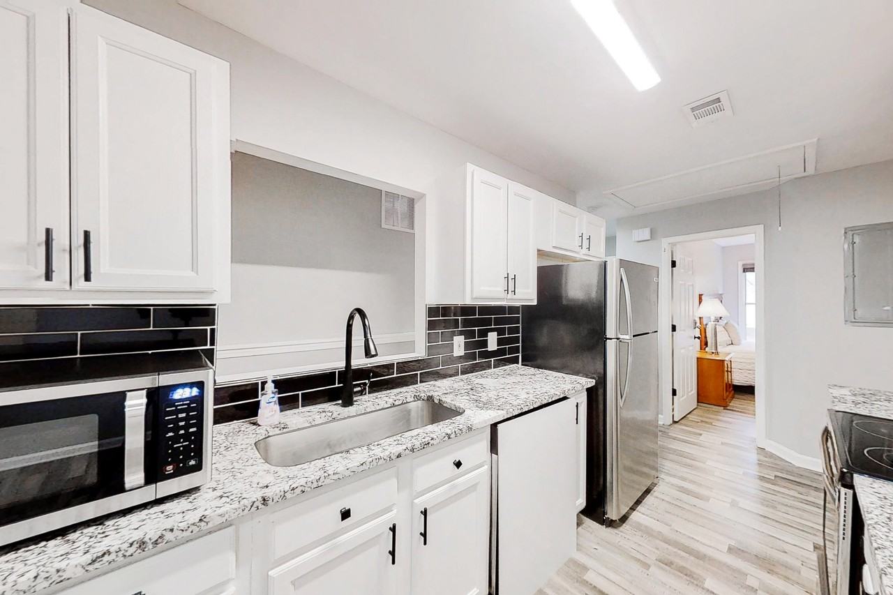 Woods Dr Nw - Photo 7 of 27