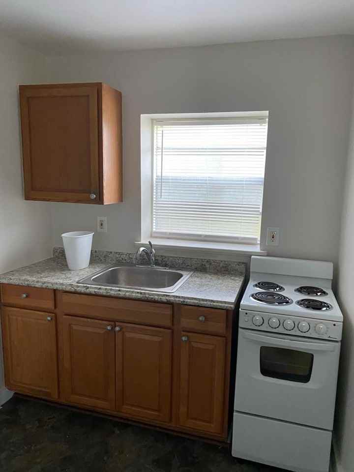 133 Cottage Lane #1 - Photo 5 of 10