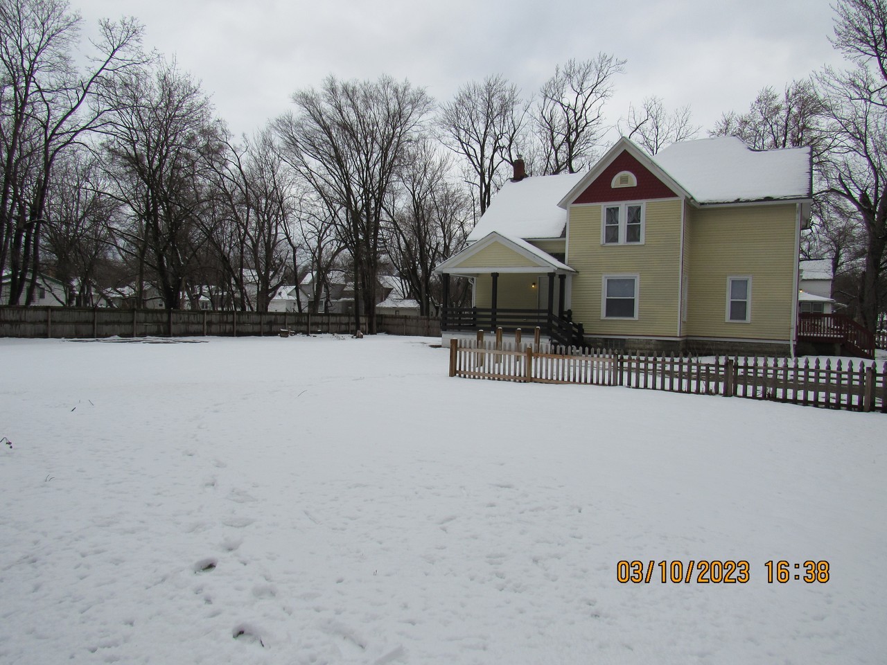 1115 North Church Street - Photo 2 of 18