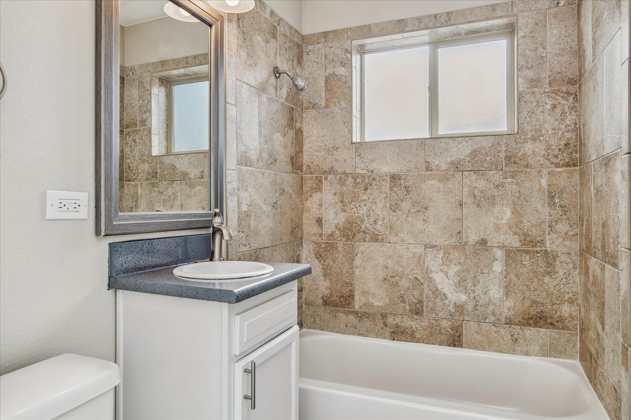 Ascent at Fitzsimons - Photo 5 of 34