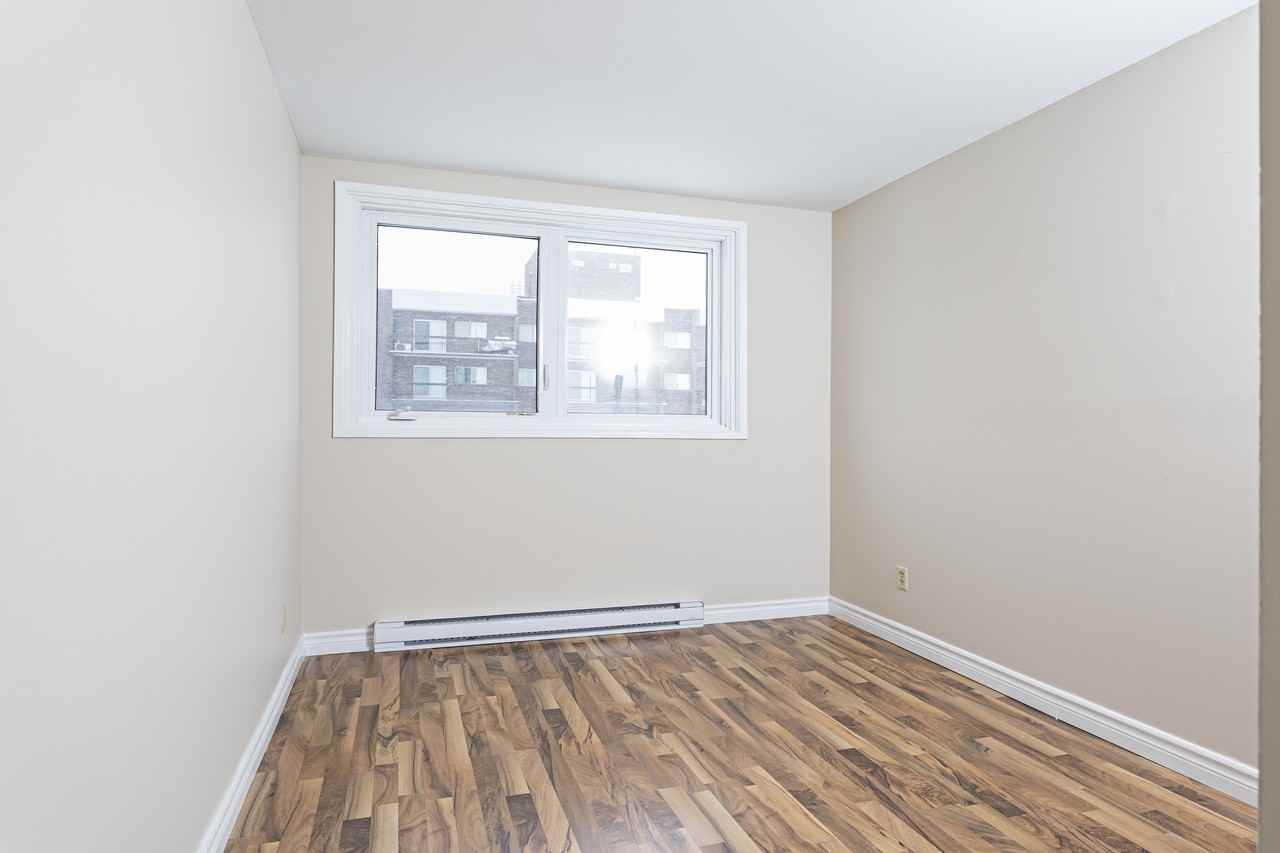 Complexe du Parc - Photo 3 of 12