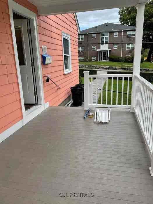 144 Summer St - Photo 3 of 30