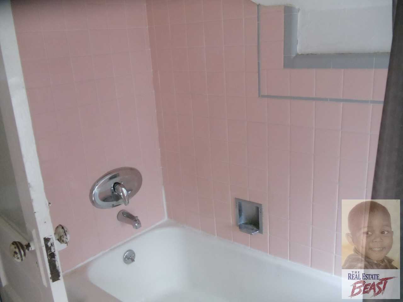 17 Atterbury Ave - Photo 3 of 15