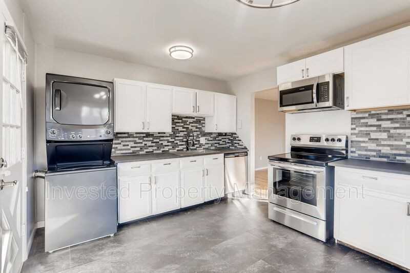 405 W Bates Ave - Photo 7 of 12