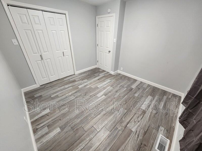 2008 N 25th St #2 - Photo 6 of 9
