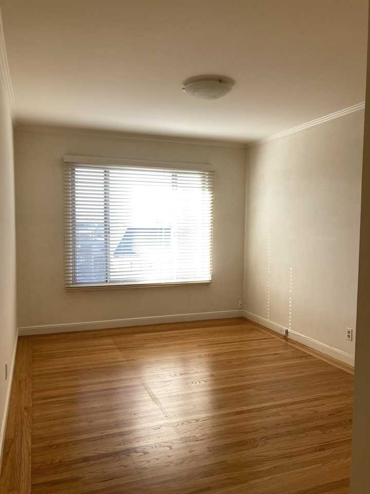 32 Manzanita Avenue - Photo 3 of 13