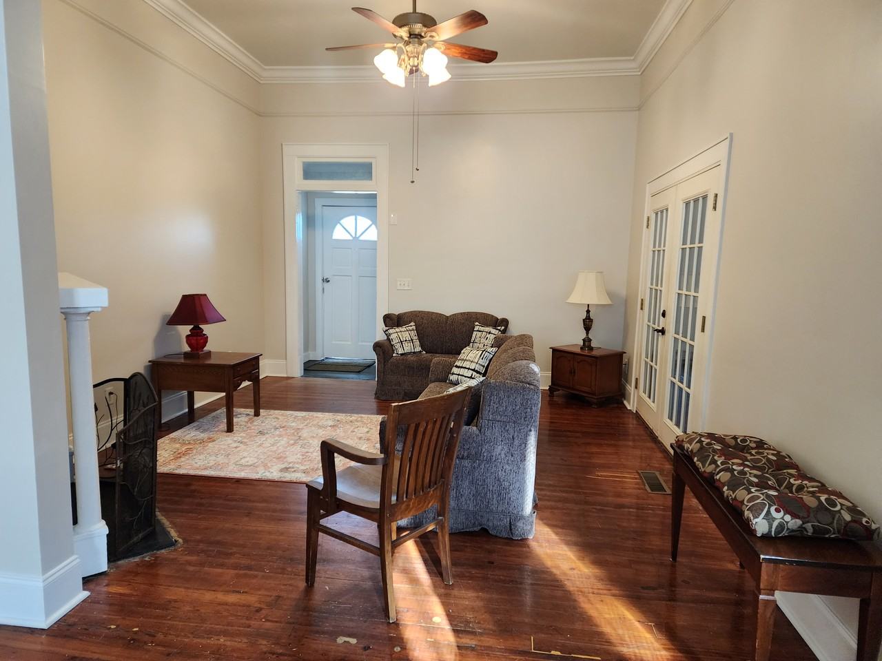 3911 Lamar Street - Photo 3 of 14