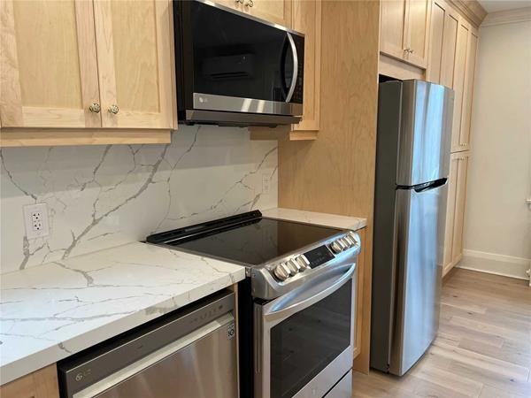 50 Jane Street - Photo 2 of 5