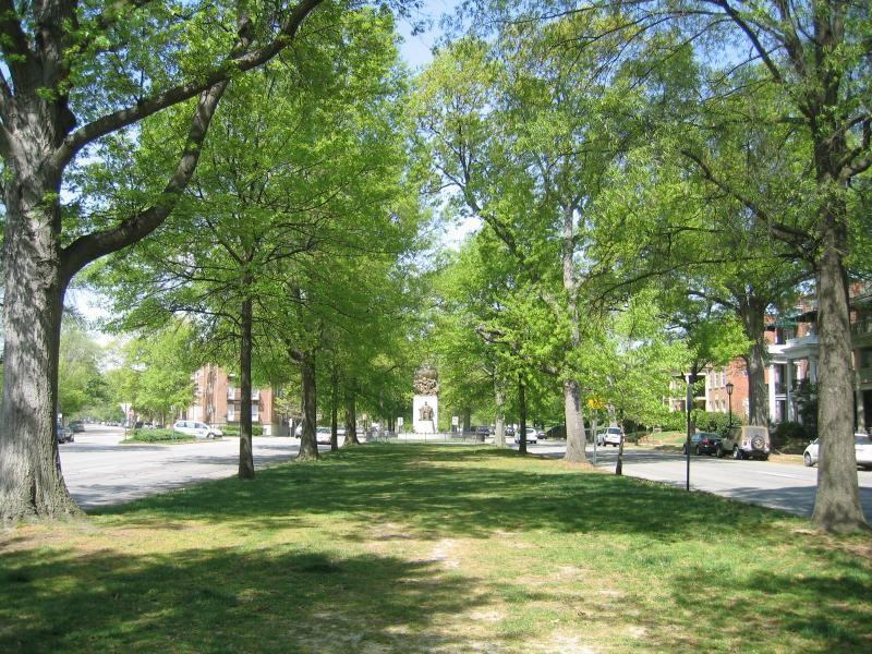 3009 Monument Ave Apt 6 - Photo 2 of 9