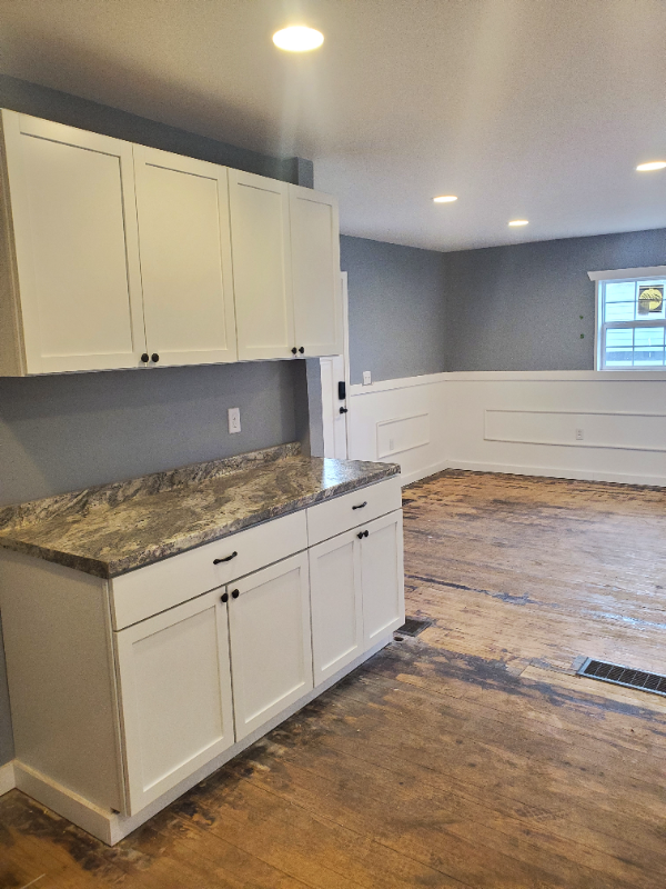 89 Main St - Photo 2 of 6