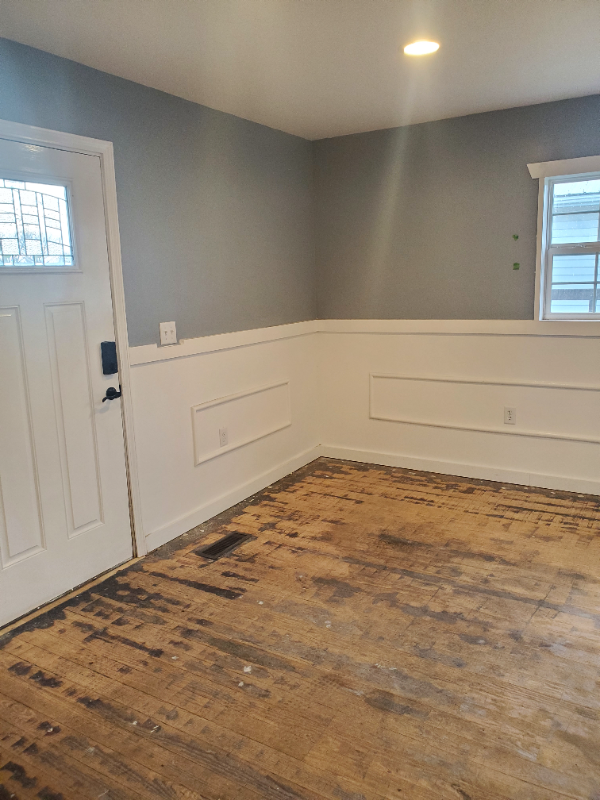 89 Main St - Photo 3 of 6