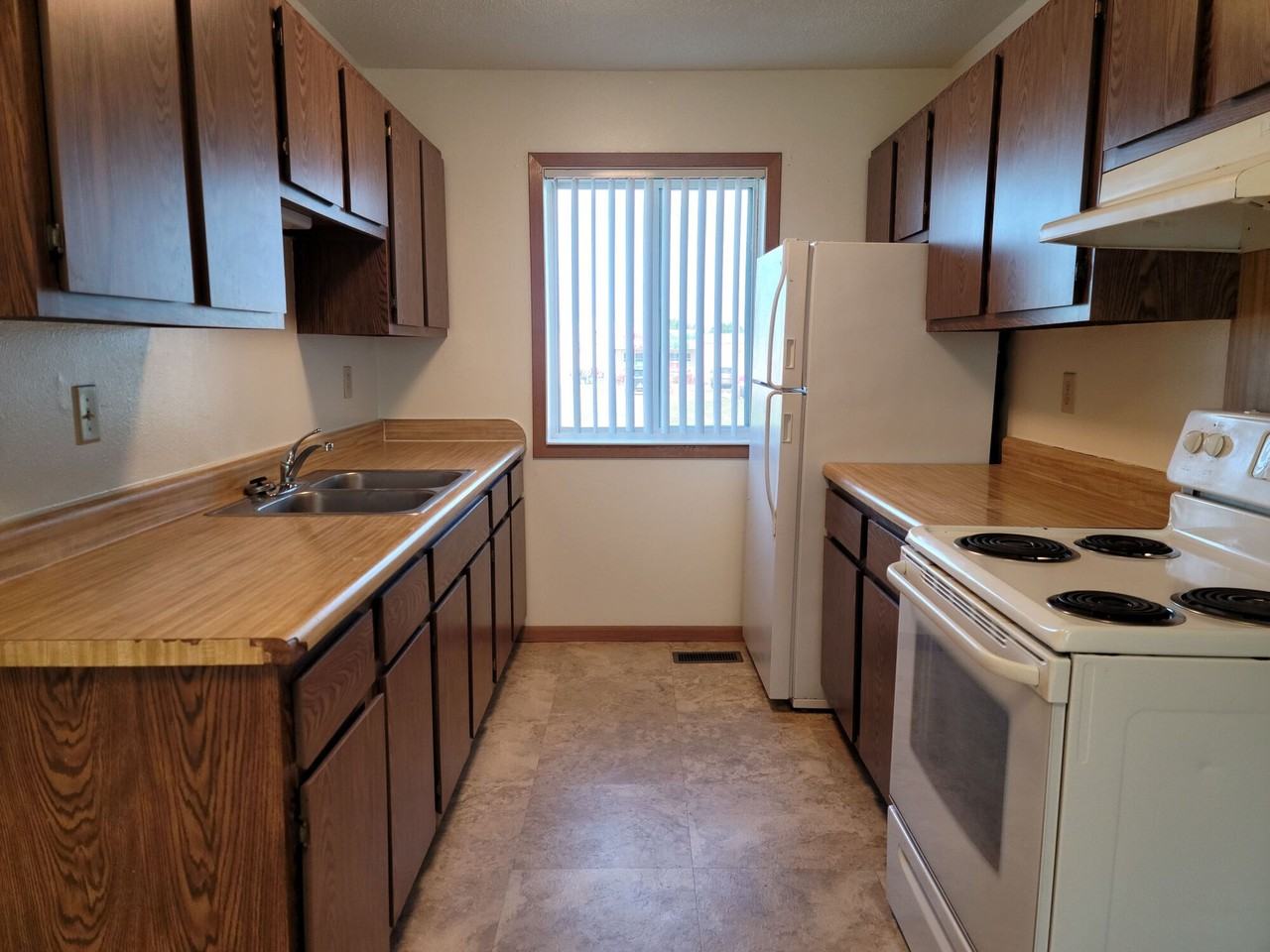 Homestead Townhouses - Photo 3 of 36