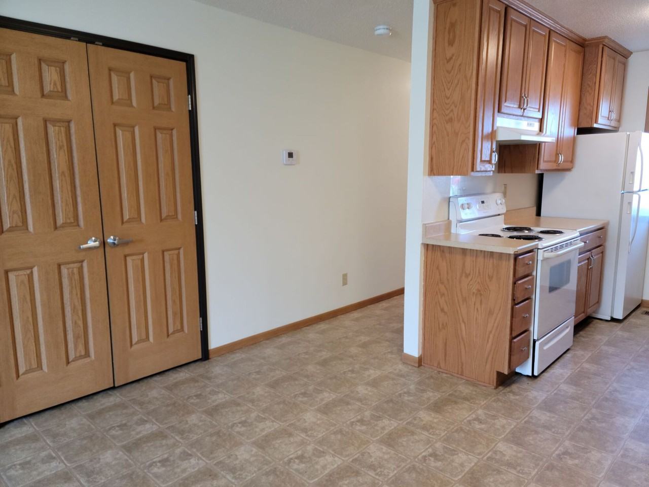 Homestead Townhouses - Photo 7 of 36