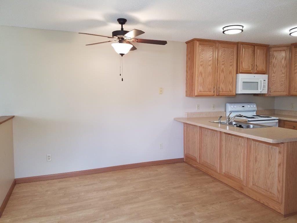 The Bungalows - Photo 6 of 17