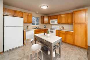River Oak Heights - Photo 1 of 1