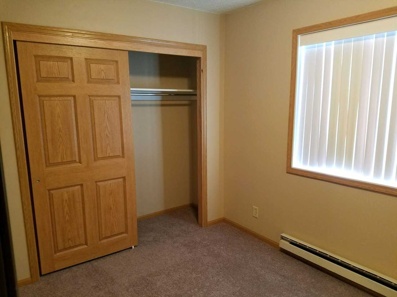 Ashland Apartments - Photo 2 of 3