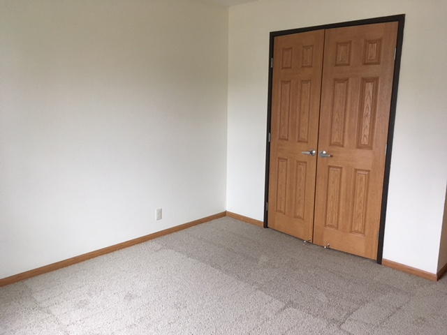 Greentree Square - Photo 4 of 10