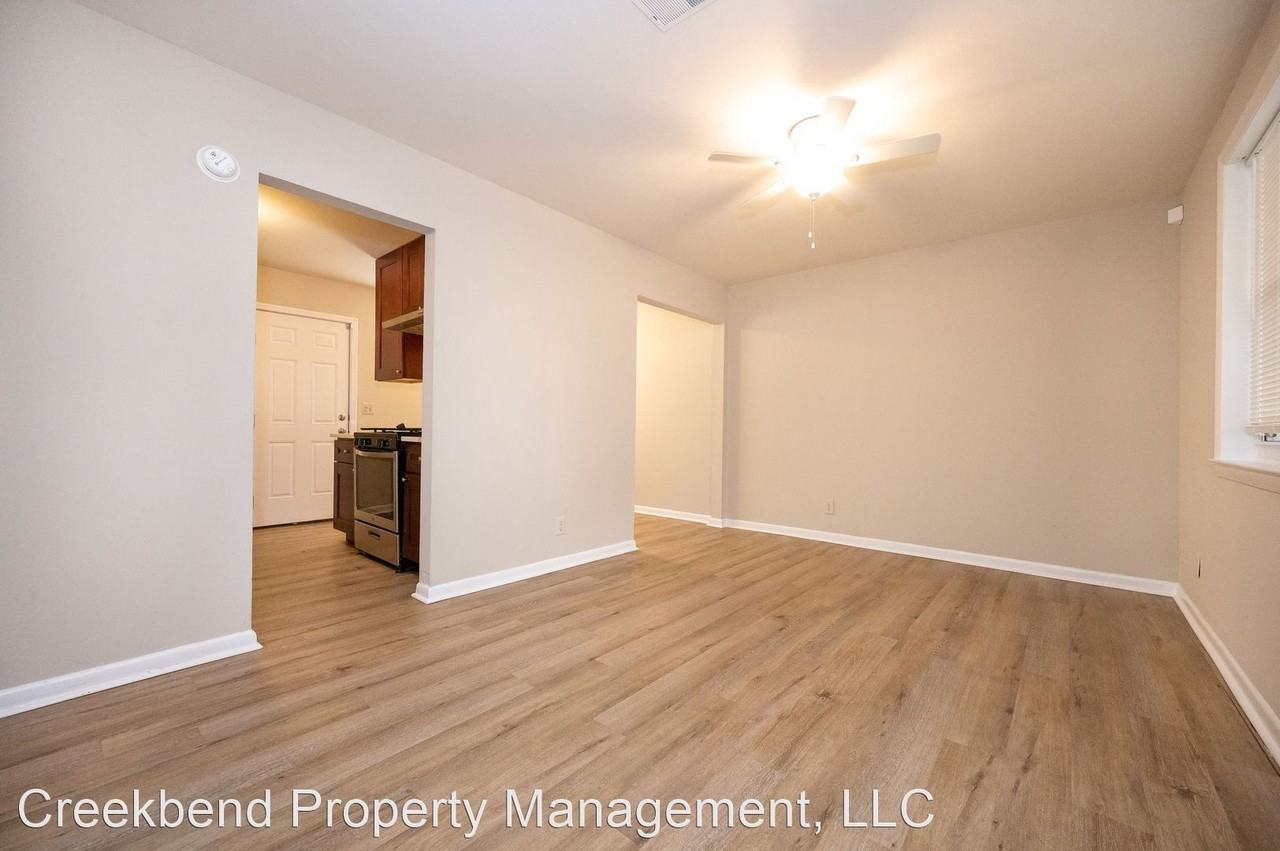 4361 B Leslie Street Apartments 4361 Leslie St Apt B, North