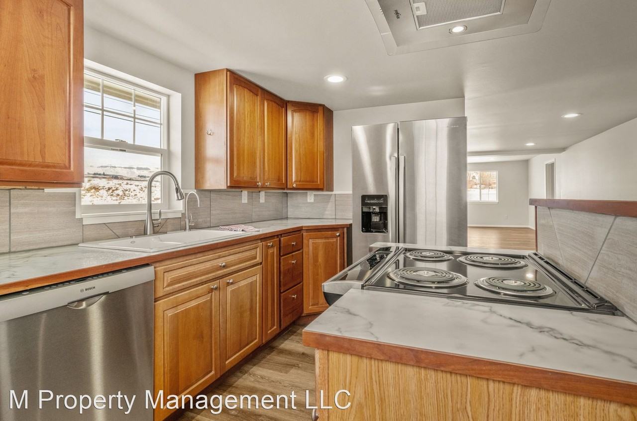 2945 Malaga Alcoa Hwy - Photo 3 of 12