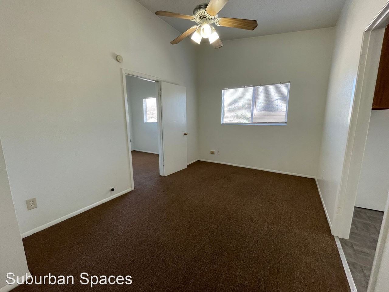 912 W Russell Pl - Photo 2 of 8