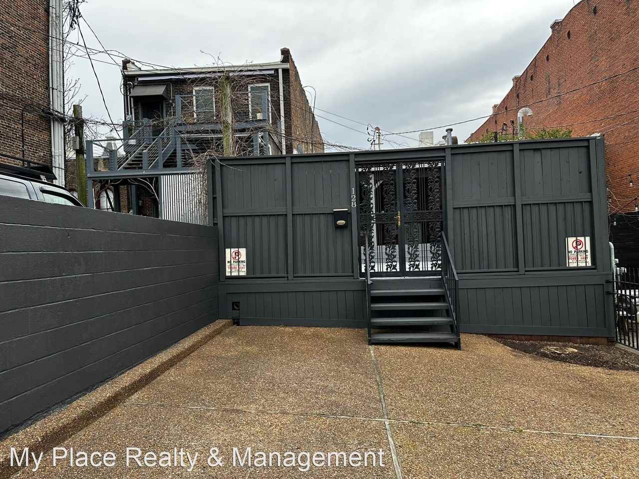 128 Strawberry Aly - Photo 2 of 13