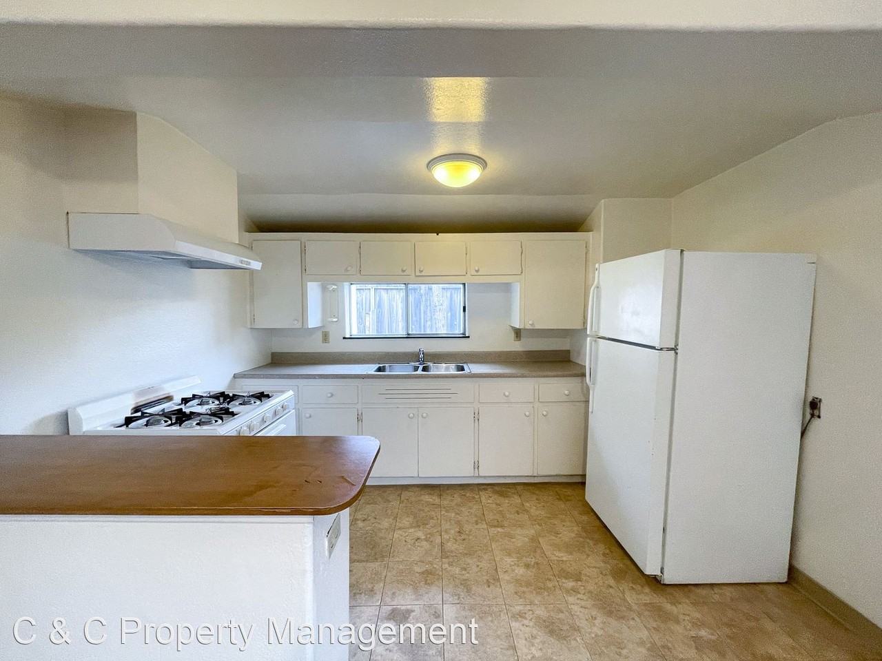 1160 San Pablo A-B - Photo 2 of 11