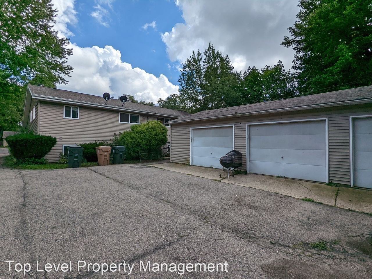 1406 Prairie Rd - Photo 3 of 14