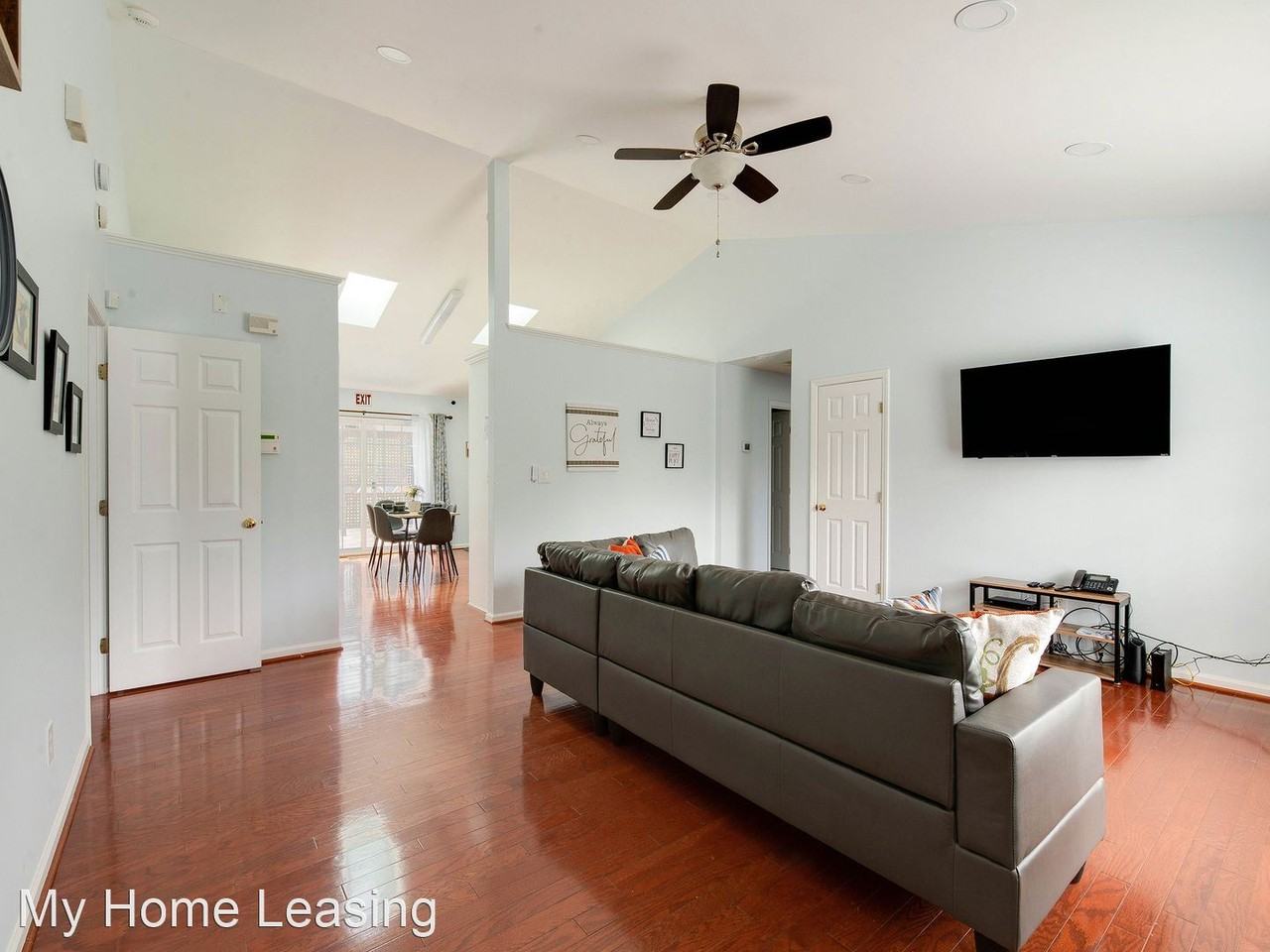 5312 Rea Rd - Photo 3 of 50