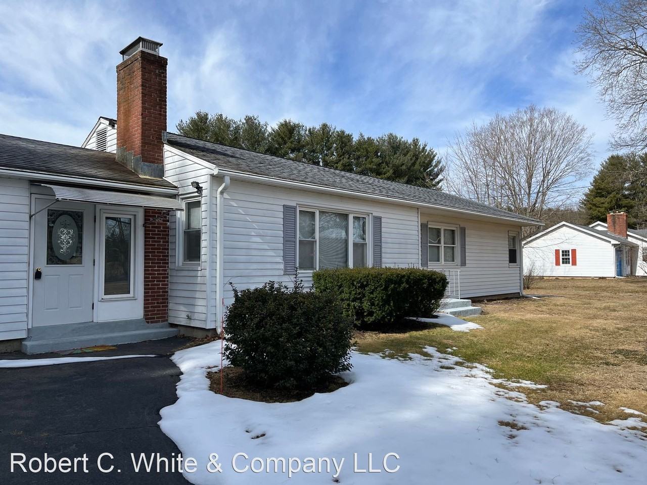 35 Burnham Rd - Photo 2 of 21