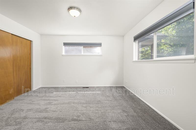 627 S Brg #A - Photo 5 of 17